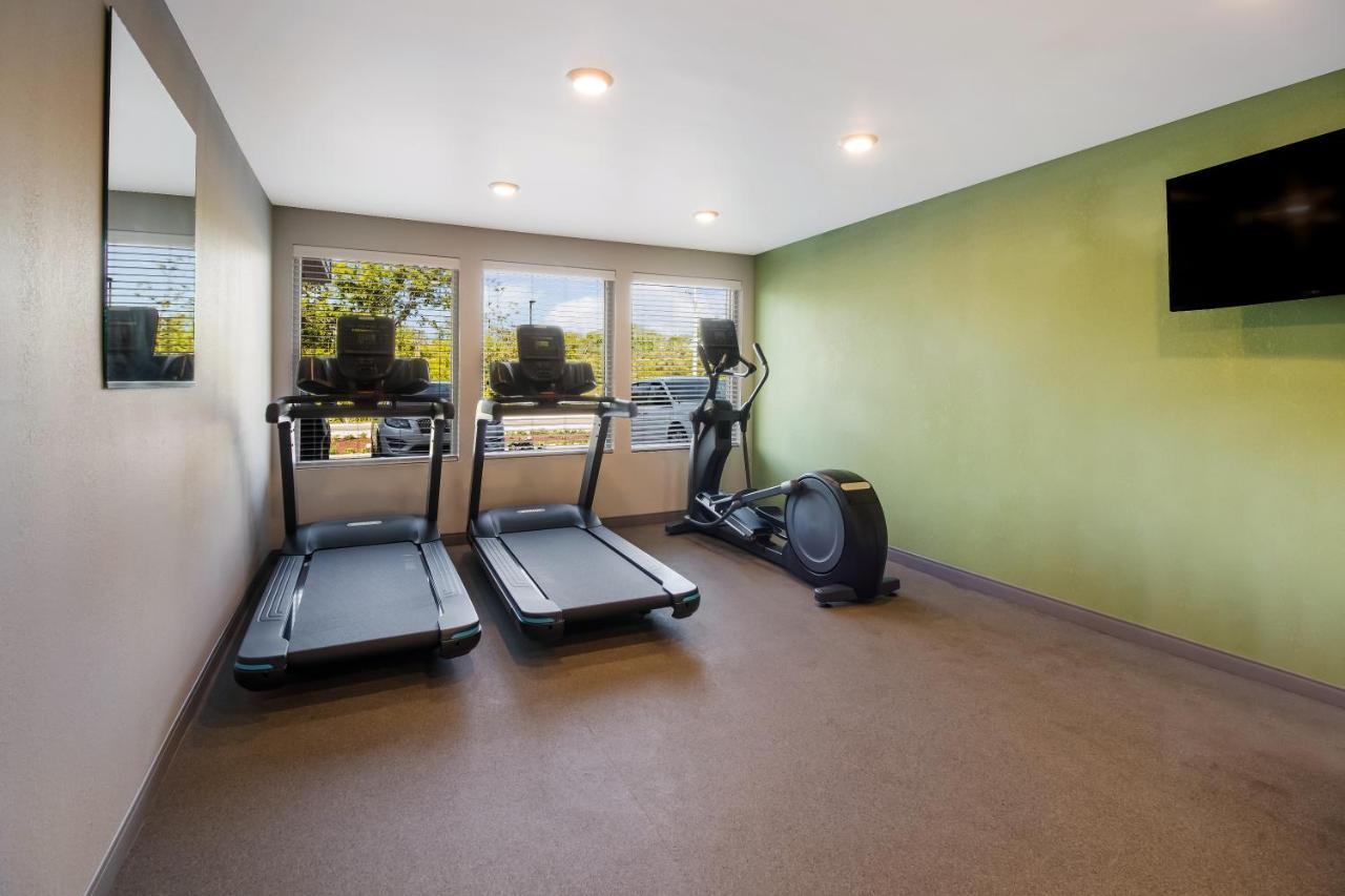 Woodspring Suites East Lansing - University Area エクステリア 写真